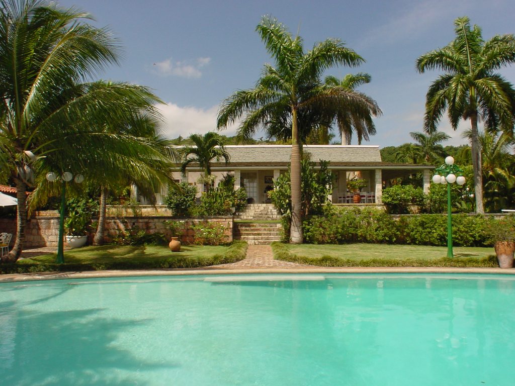 Drambuie Estate - Jamaica - Oliver's Travels