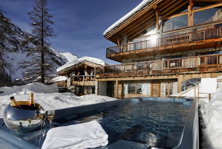 Chalet Le Char, Rhone-Alpes - Luxury Ski Chalets to Rent - Oliver's Travels