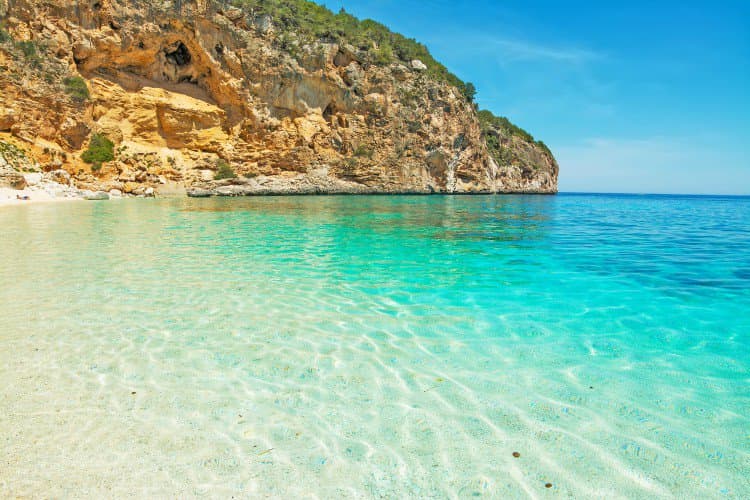 the-best-7-beaches-in-southern-italy-oliver-s-travels