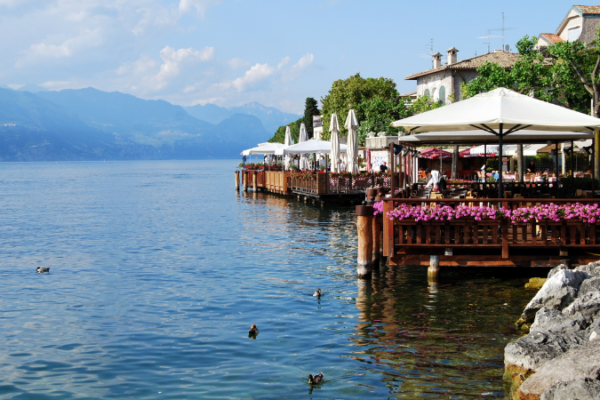 The Ultimate Italian Lakes Travel Guide | Oliver's Travels