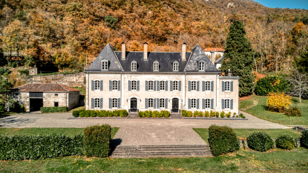 Chateau Des Frontieres - Midi-Pyrenees