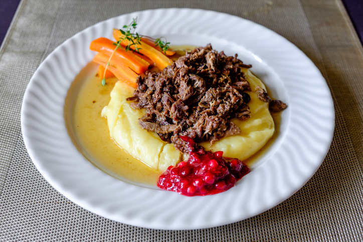 Finnish reindeer meal - food to try in Lapland