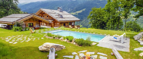 Summer chalets header