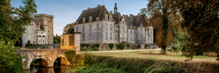 French Chateaux for Rent | Chateau Holidays in France | Oliver's Travels