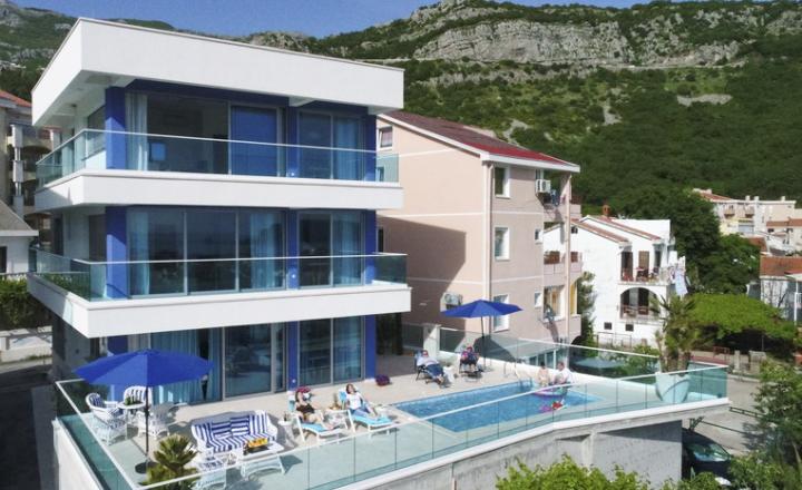 Signature Villa Ananti, Budva | Oliver's Travels