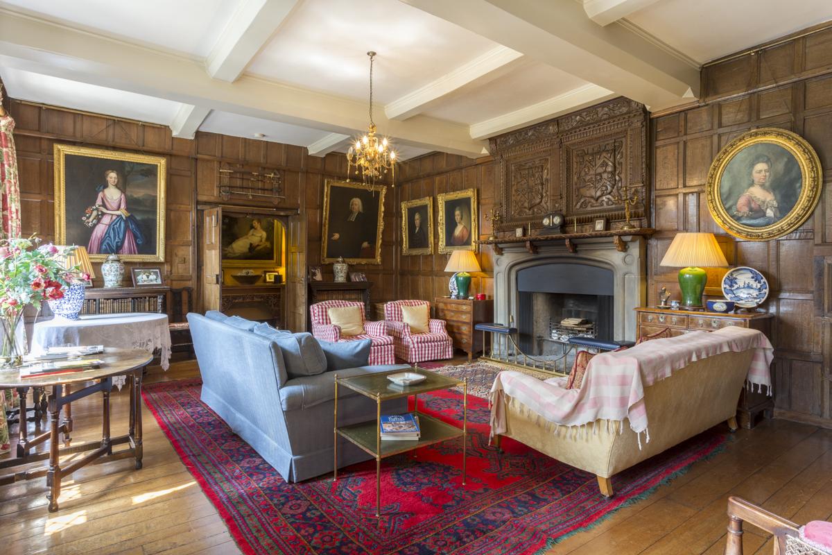 Jacobean Manor, North Wales | Oliver's Travels