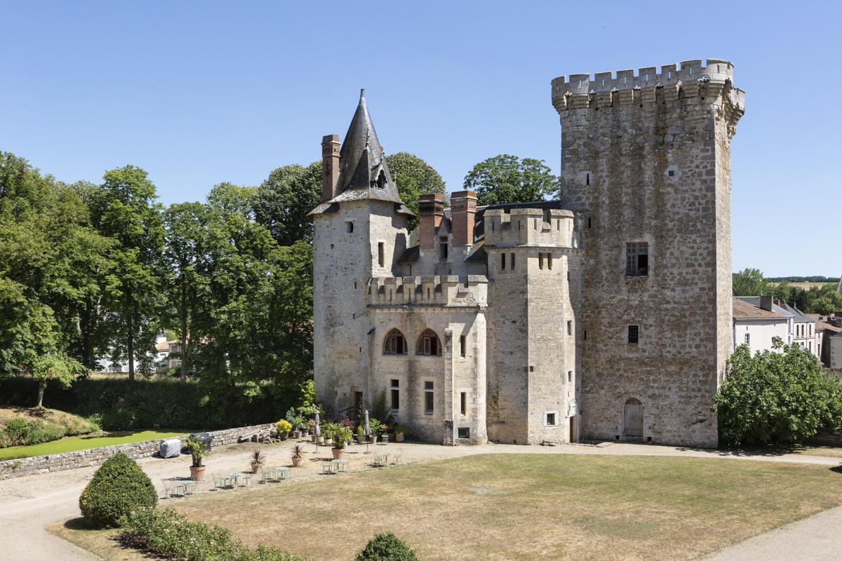 Chateau De St Louis Keep, Loire Valley | Oliver's Travels