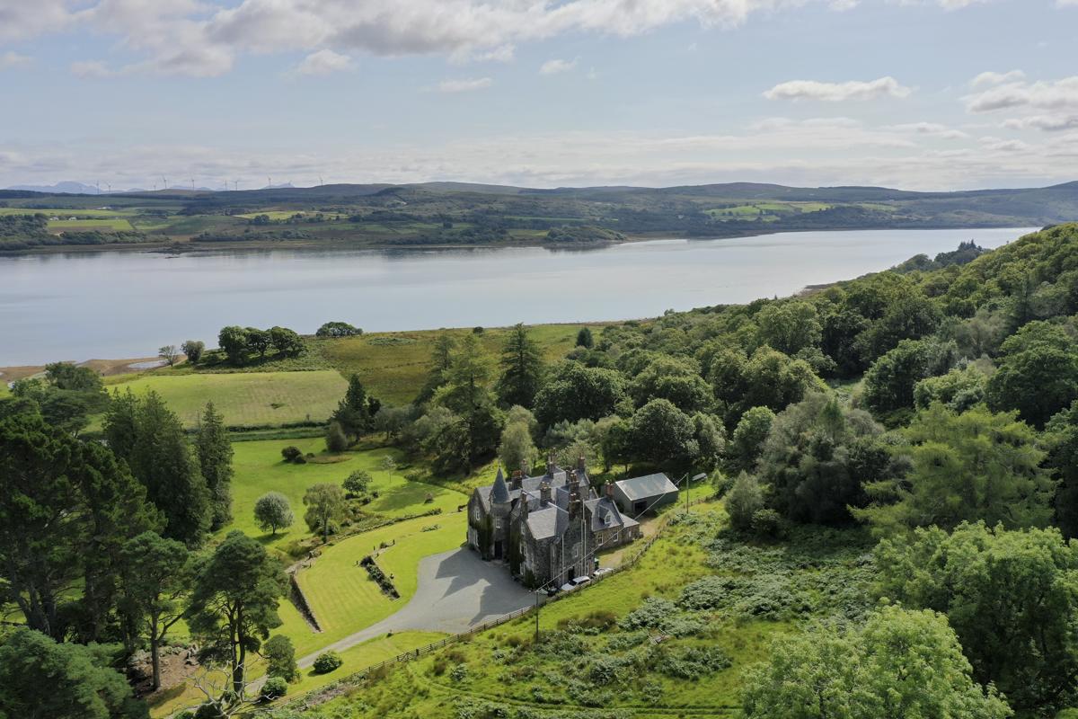 Tarbert Country Manor, Argyll | Oliver's Travels