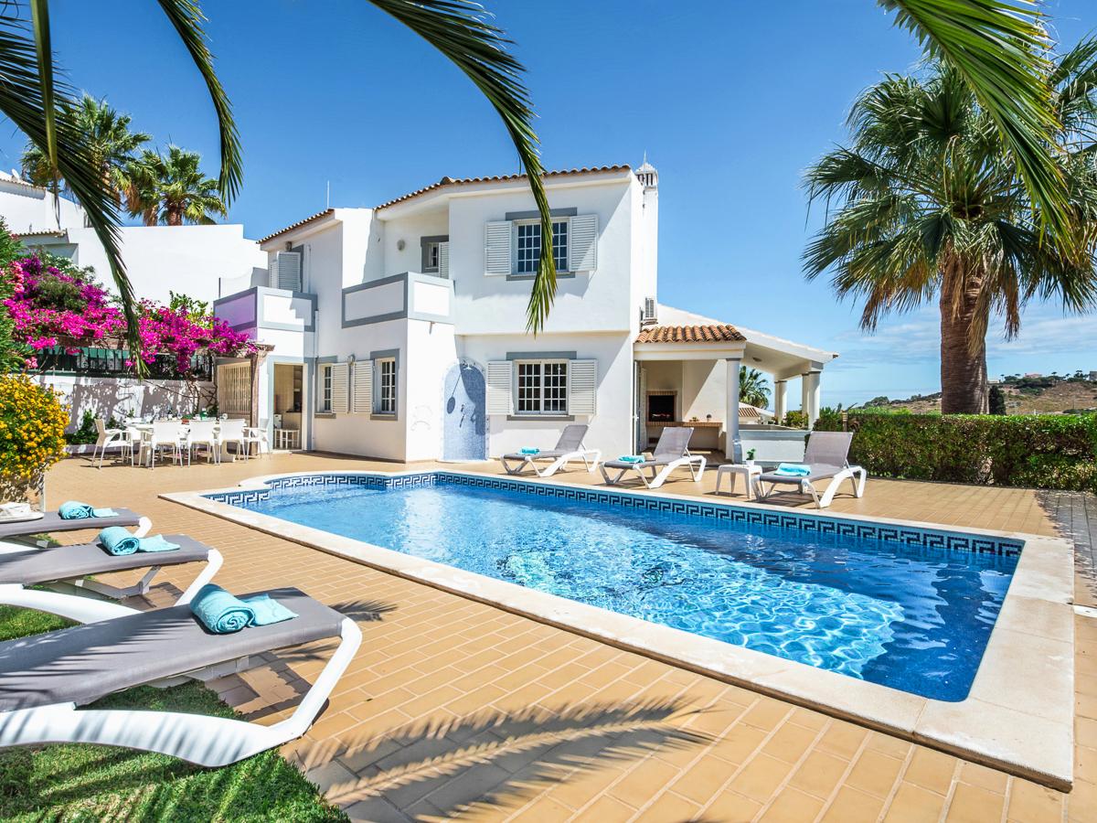 Villa Rina, Albufeira | Oliver's Travels