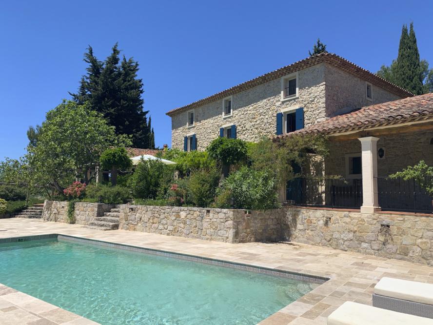 Esprit Luberon - Luxury villa rental with a pool in Provence