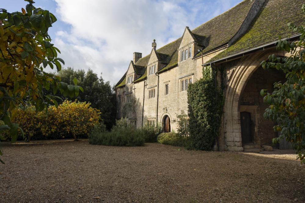 Northborough Manor Gatehouse, Midlands | Oliver's Travels