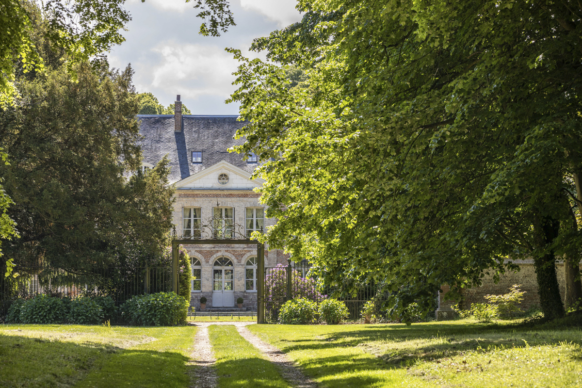 Glorious Chateau, 30 minutes from the Channel Tunnel, that sleeps 26 in  style - Hallines