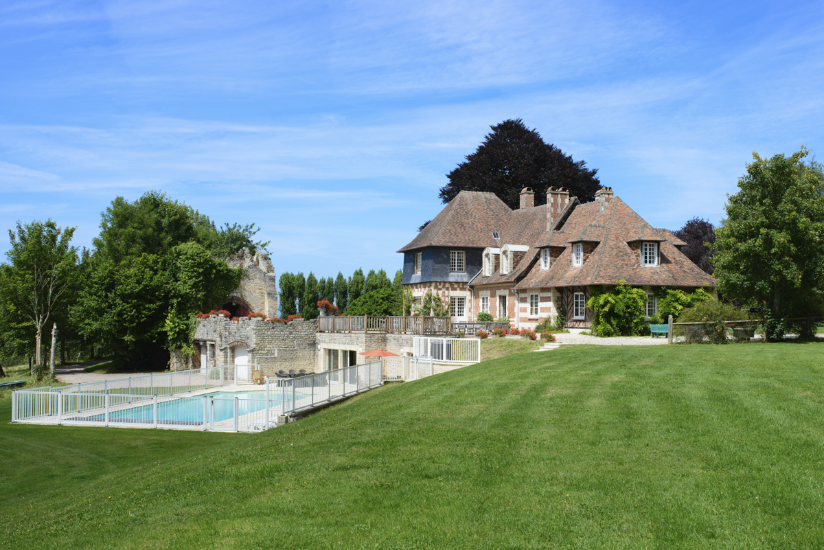 Country house 5 bedrooms + pool 10 minutes from Bordeaux Reviews