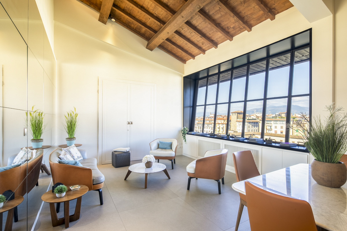 Ponte Vecchio Luxury Apartment - Apartments for Rent in Florence